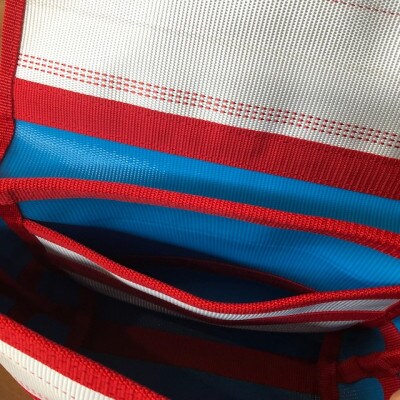 【SUWAプレミアム】ボディバッグ　ホワイト(M)(パイピングカラー:赤)