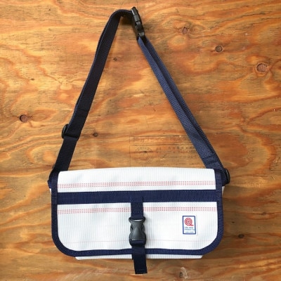 【SUWAプレミアム】ボディバッグ　ホワイト(L)(パイピングカラー:紺)