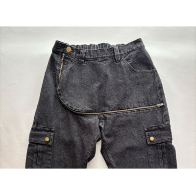 特許申請!多機能ジーンズGenPacパンツ「Book Lサイズ」　扉の内側には大きな秘密のポケット