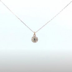 K18イエローゴールド 0.1/0.08ct ダイヤモンド ペンダントネックレス 花タイプ