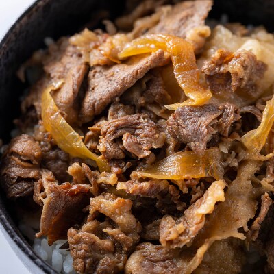 北海道産 黒毛和牛 こぶ黒 和牛農家が作ったA5和牛丼 計4食(2食入り×2パック)