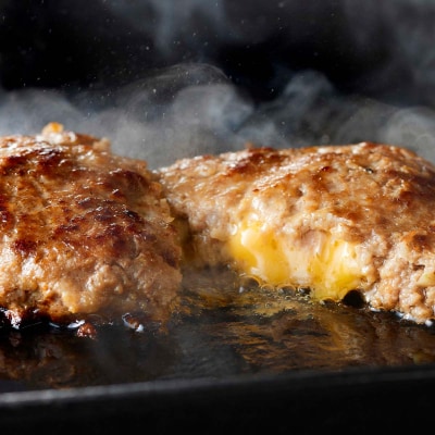 北海道産黒毛和牛 こぶ黒チーズインハンバーグ 3個