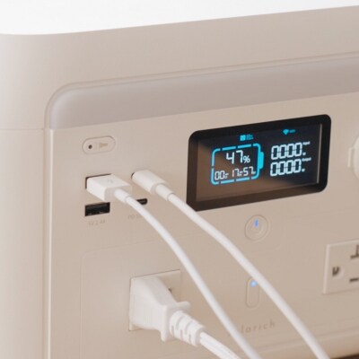 ポータブル電源 solarich(ソラリッチ)本体+ソーラーパネル100Wセット【072-002】