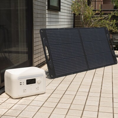 ポータブル電源 solarich(ソラリッチ)本体+ソーラーパネル200Wセット【072-003】