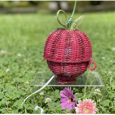 籐の灯り 赤りんごランプ