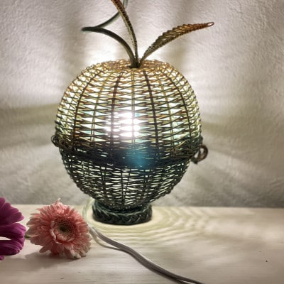 籐の灯り 青りんごランプ