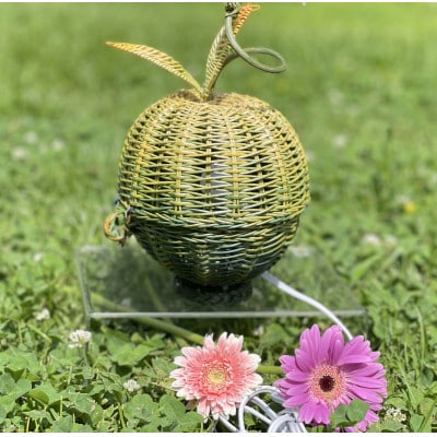 籐の灯り 青りんごランプ