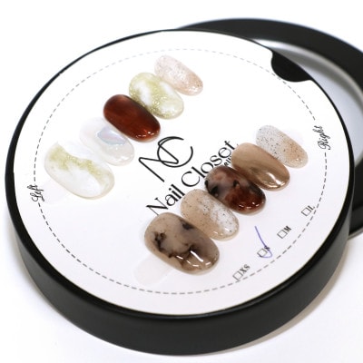 Antellijan大宮　プロネイリストのハンドメイド　ネイルチップ　M2-M　1セット