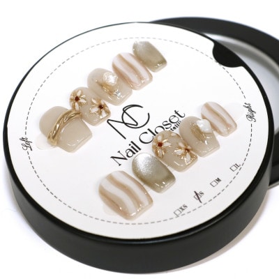 Antellijan大宮　プロネイリストのハンドメイド　ネイルチップ　M8-M　1セット