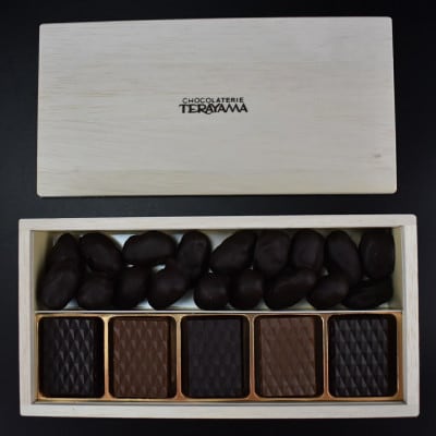 チョコレート詰め合わせ(極薄板チョコ40枚+トマトのめざめ120g) | 埼玉