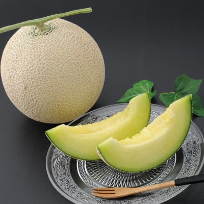 【2026年5月中旬より発送】食べ比べ 磐田市 クラウンメロン 白と山セット 約1.3kg×各1個