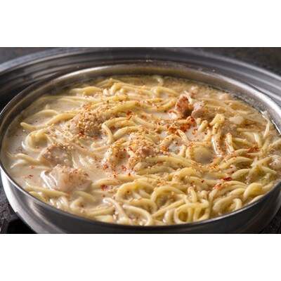 牛もつ鍋セット 醤油味(4～5人前) 牛もつ肉(小腸100%)　800g(太宰府市)