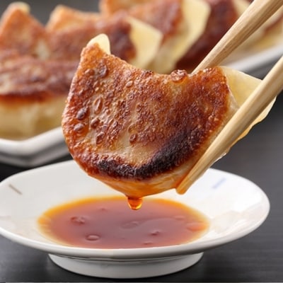 知内産にら入り 餃子&ソーセージセット<スリーエス> | 北海道 知内産にら入り 餃子&ソーセージセット<スリーエス> | 北海道