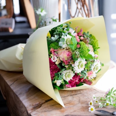 ラウンドアレンジメント オリジナル 花束 フラワーアレンジメント 生花 ThePlants