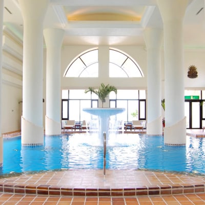 <ホテル日航アリビラ>1泊2日/当館人気の特典付きペア宿泊券(スーペリアツイン/禁煙)