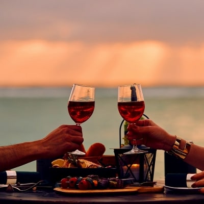 <ホテル日航アリビラ>1泊2日/夕朝食付きペア宿泊券(スーペリアツイン/禁煙)