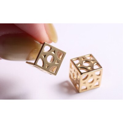 限定【沖縄ジュエリー】Hana Akari Gold Earrings