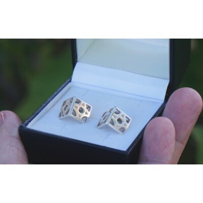 限定【沖縄ジュエリー】Hana Akari Gold Earrings