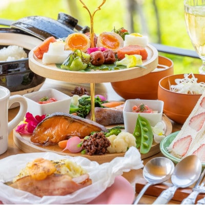 湯布院温泉郷グランピングCOMOREBI 3名宿泊券1泊2食付き(夕・朝食)