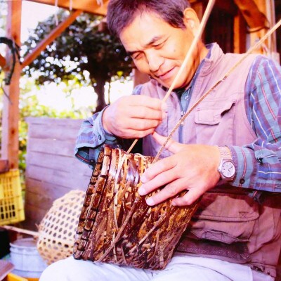 竹工芸職人がつくる「鮮やかな」竹バッグ(赤・波網代編み)