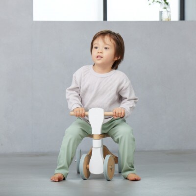 HOPPL(ホップル)オリジナル商品　ファーストウッディバイク　ホワイト