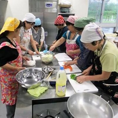 「うちなー料理を作ろう!!」沖縄の家庭料理体験【ペア】