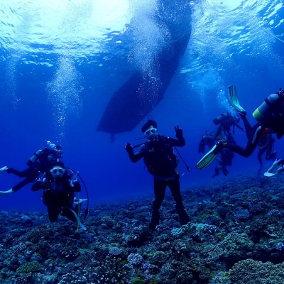 PADIダイビング講習ディープダイバー(1.5日eラーニング)【恩納村ラグーン】