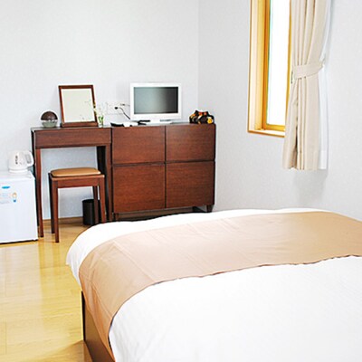 【ペンションほろほろ】空の部屋 洋室シングルルーム 1名宿泊券 1泊(朝食付き)