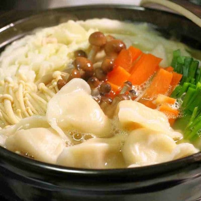 沖縄県産あぐー豚を100%使用した贅沢な餃子です　96個入(12個入×8袋)