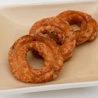 日本一硬いお菓子!?古えより伝わる伝統の銘菓「あかだ・くつわセット(3個入)」