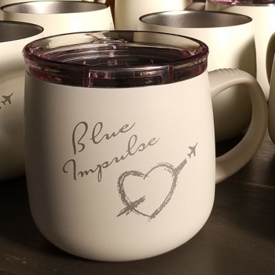 蓋付きステンレスマグカップバニラ390ml　航空自衛隊百里基地ブルーインパルスver.