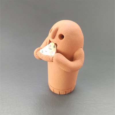 ピザ食べてます　はにわ　【はにわ堂】　81-D