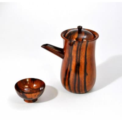 ◆伝統工芸士　佐竹　一夫作　黒柿　酒器揃(徳利・盃　黒柿孔雀杢　共木)SR-1170