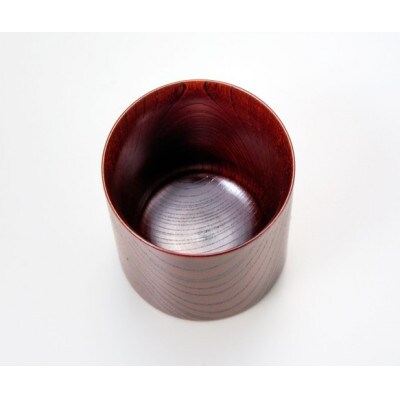 木目の美しい欅の漆塗マグカップです。 Keyaki Mug　Cup レッド　SX-0594