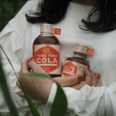 島仕込みクラフトコーラシロップ TOBA TOBA COLA 中&小各1本セット