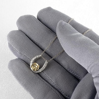 薔薇(18金) 馬蹄(プラチナ) ダイヤモンドペンダントトップ ネックレス240513200dpy