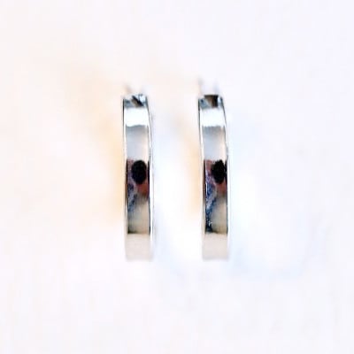 新品 Pt900 フープピアス 2×13mm 日本製 プラチナ 1セット
