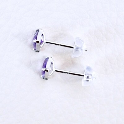 K14WG ホワイトゴールド アメシスト 三角  4mm ピアス 保証書付 KO-0045