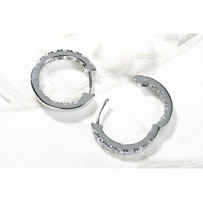 【2.0ct】K18WG ダイヤモンド中折れフープピアス【20mm】