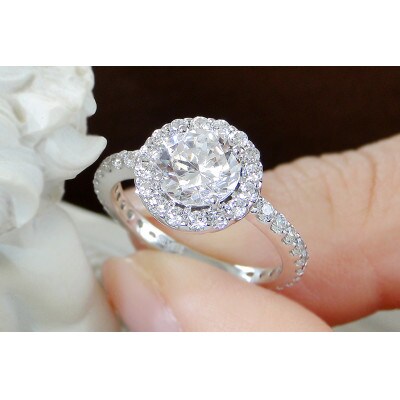 【中央宝石研究所鑑定書付】pt950　超大粒1.0ct ダイヤモンド リング【1.65ctUP】7号