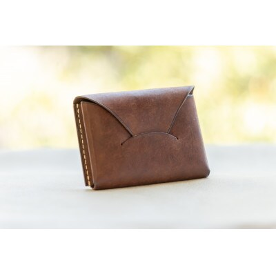 Tocco Nodo(トッコ・ノード)名刺入れ　ブラウン