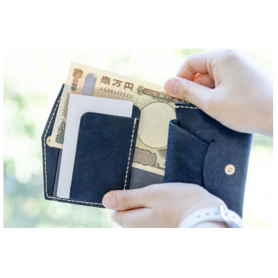 Tocco Fold(トッコ・フォルド)二つ折り財布　ネイビー