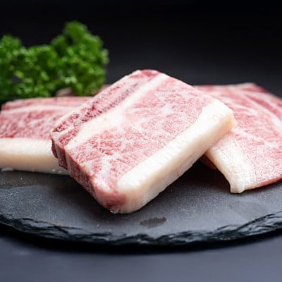 松阪牛 骨付きトロカルビ 400g (約200g×2P)