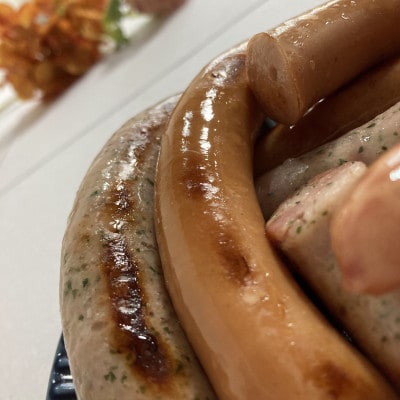 手づくり工房ぴあらハムのアイスバインとソーセージのセット