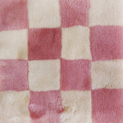 【ピンク】ムートンクッション Sサイズ(40×40cm　毛長:25mm)2枚