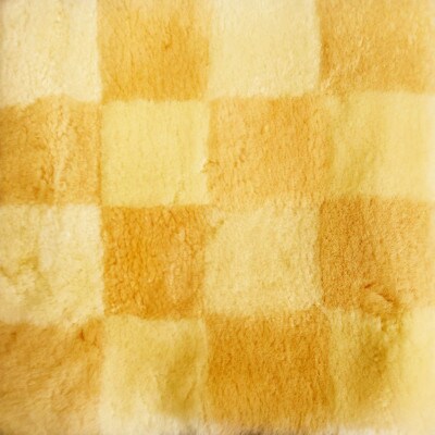 【イエロー】ムートンクッション Sサイズ(40×40cm　毛長:25mm)3枚