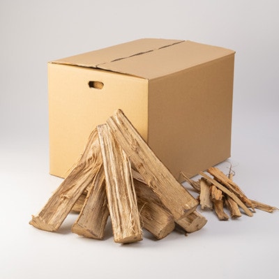 鹿児島県産乾燥薪　樫カシ約25キロ×9箱 J10-2 【複数個口で配送】