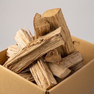 【毎月定期便】鹿児島県産乾燥薪　樫カシ約25キロ QQ2-0001 全6回