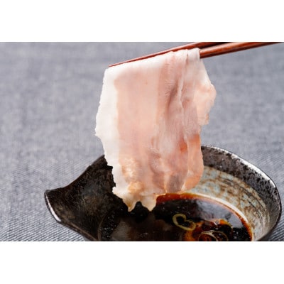 【毎月定期便】鹿追産 自然放牧黒豚 圧巻の豚 肉おまかせ定期便全12回