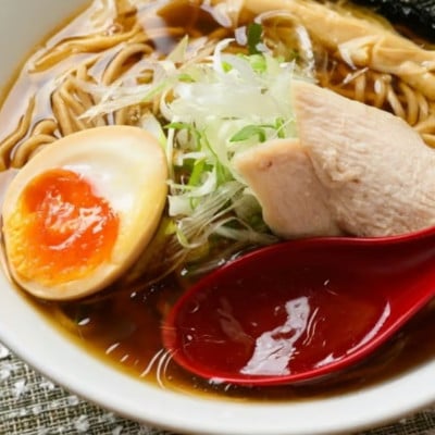 【全国2位受賞!】生ラーメン「麦焦がし麺」8食セット ※離島への配送不可